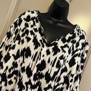 Women's 1X Black & White Animal Print Blouse